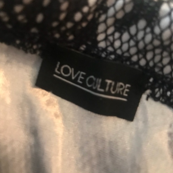 Short Black and Silver Dress - Picture 2 of 2